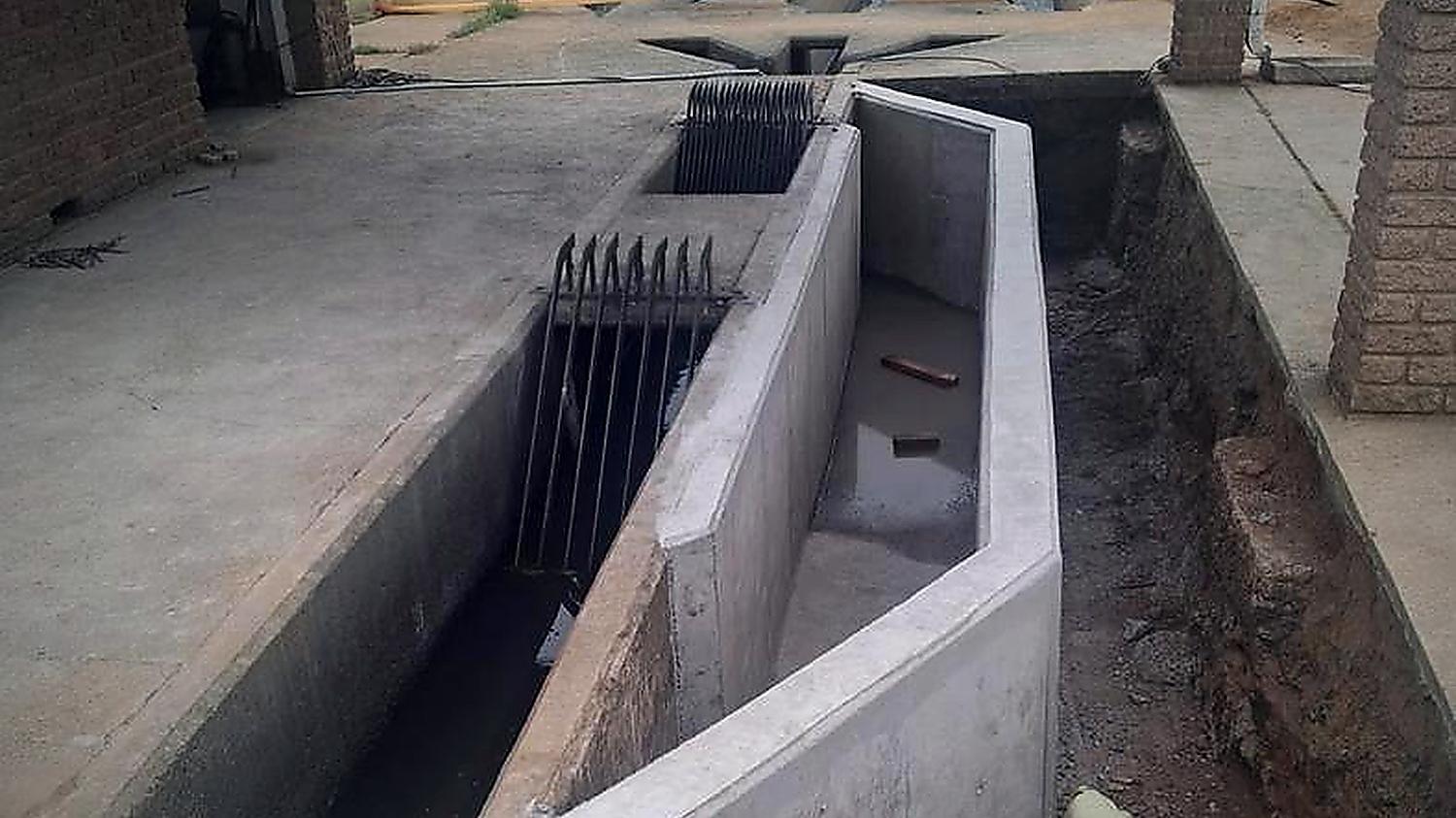 Cast in situ concrete inlet channel at a water works